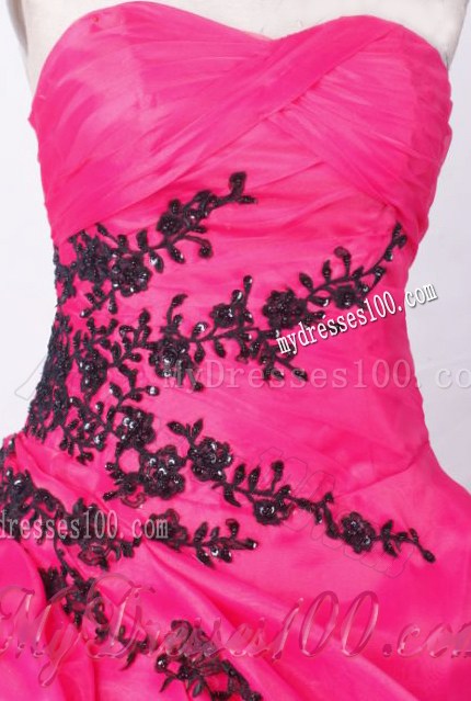 Ruffled Hot Pink Sweetheart Floor-length Appliqued Quinceanera Dress
